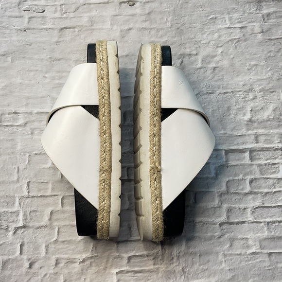 SEED HERITAGE | Criss Cross Platform Slides - Picture 3 of 6